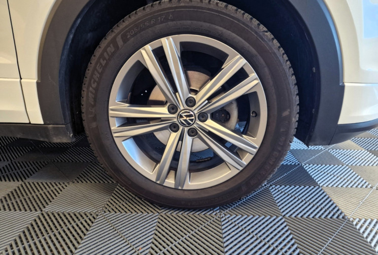 Volkswagen T-Cross 1.0 TSI 110 CARAT / PACK R-LINE / SUIVI VOLKSWAGEN