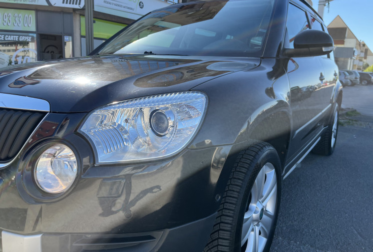 Skoda YETI 4x2 1.2 TSI DSG7 105 cv Boîte auto