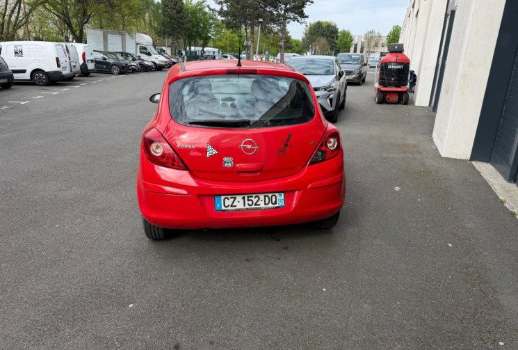 Opel Corsa 1.2 Essentia Twinsport 3 portes