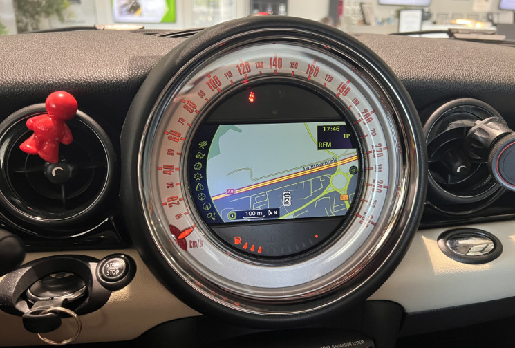 Mini Cooper SD 143 CH PACK RED HOT CHILI BVA / MOTEUR A CHAINE