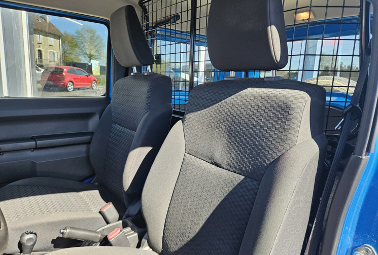 Suzuki Jimny II (GJ) 1.5i 102 PRIVILEGE ALL GRIP 1°M