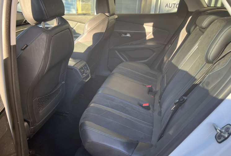 Peugeot 3008  II 1.6 BlueHDi EAT6 S&S 120 cv CROSSWAY