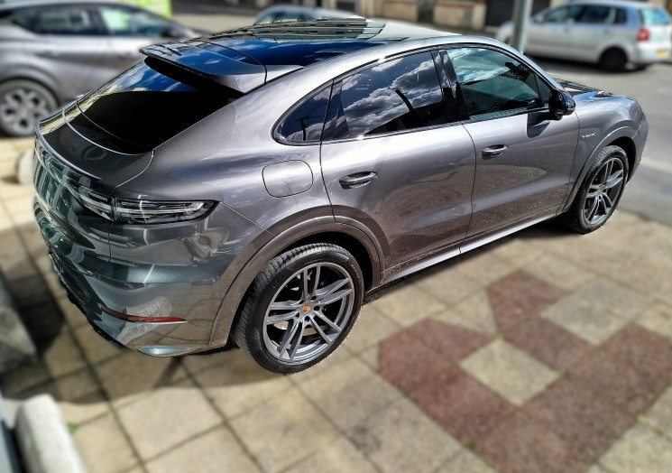 Porsche CAYENNE COUPE E-HYBRID 3.0L V6 462ch BVA FR 