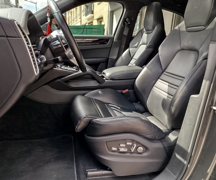 Porsche CAYENNE COUPE E-HYBRID 3.0L V6 462ch BVA FR 