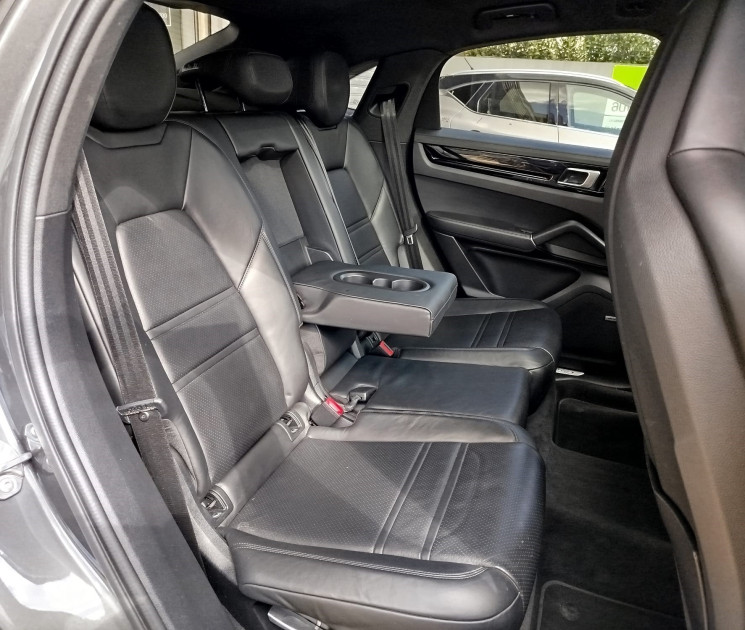 Porsche CAYENNE COUPE E-HYBRID 3.0L V6 462ch BVA FR 