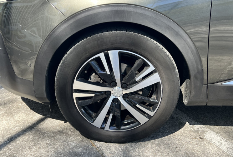 Peugeot 3008 1.2 Puretech 130 EAT6 Allure Business / Distribution OK / 1ère Main / Toit Ouvrant