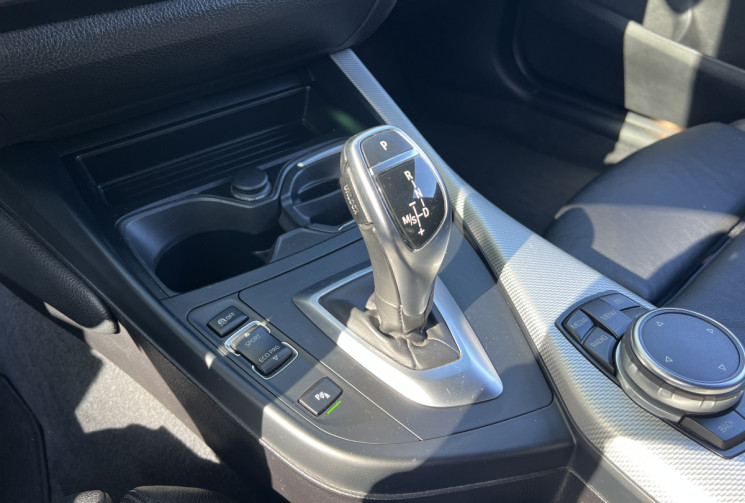 BMW Série 2 M235i xDrive 3.0 326 / Harman Kardon / Sièges Chauffants / Vidange Boite OK 