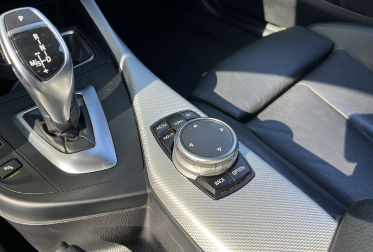 BMW Série 2 M235i xDrive 3.0 326 / Harman Kardon / Sièges Chauffants / Vidange Boite OK 