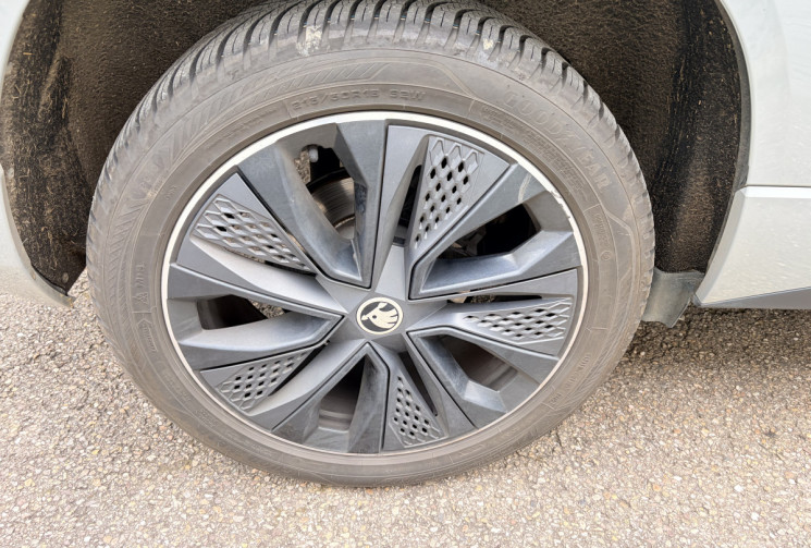 Skoda Karoq 1.5 TSI 150 ch Sportline*Garantie 03/2028 Virtual Cockpit*Attel.Elec*Hayon Elec*