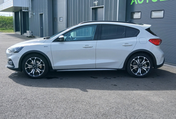 Ford Focus 1.0 SCTi 125 cv BVA8 Active / st-line