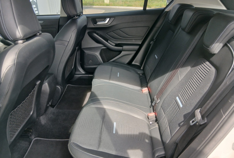 Ford Focus 1.0 SCTi 125 cv BVA8 Active / st-line