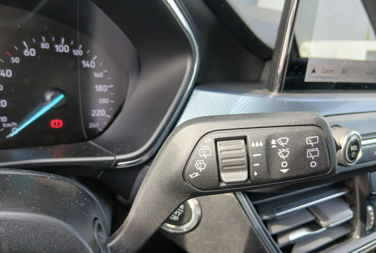 Ford Focus 1.0 SCTi 125 cv BVA8 Active / st-line