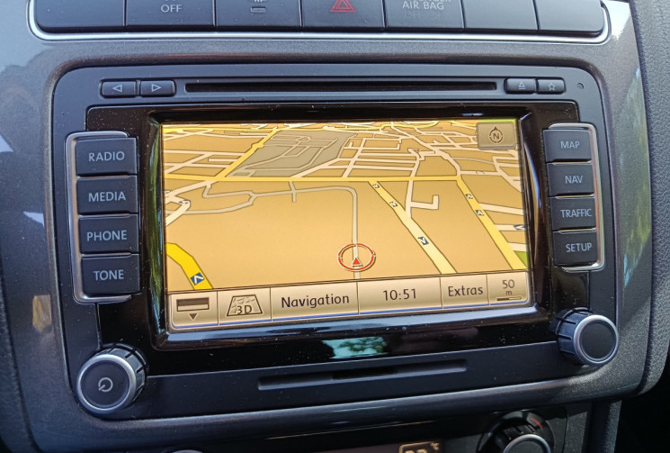 Volkswagen Polo 1.2 TSI 105CH - SPORTLINE - 1ère MAIN - Suivi VW - Radars - Navi