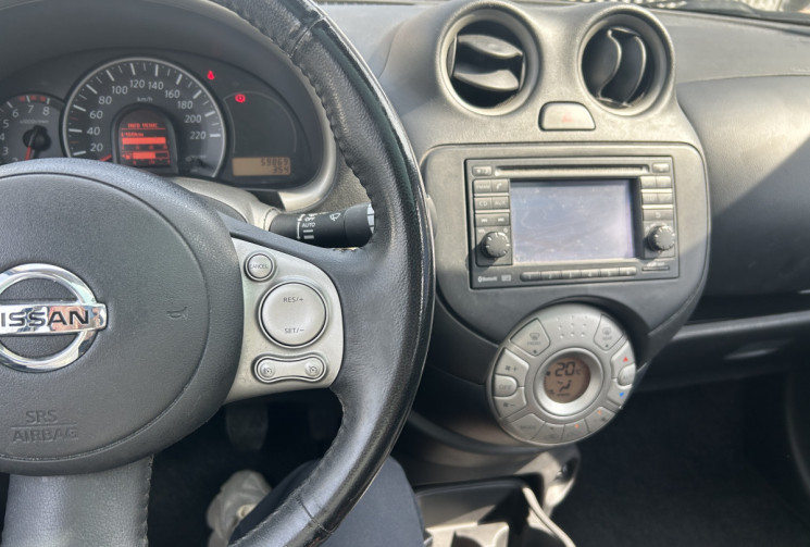 Nissan Micra IV (2) 1.2 80 Ch TEKNA * TOIT PANORAMIQUE * GPS * CLIM AUTO * BLUETOOTH