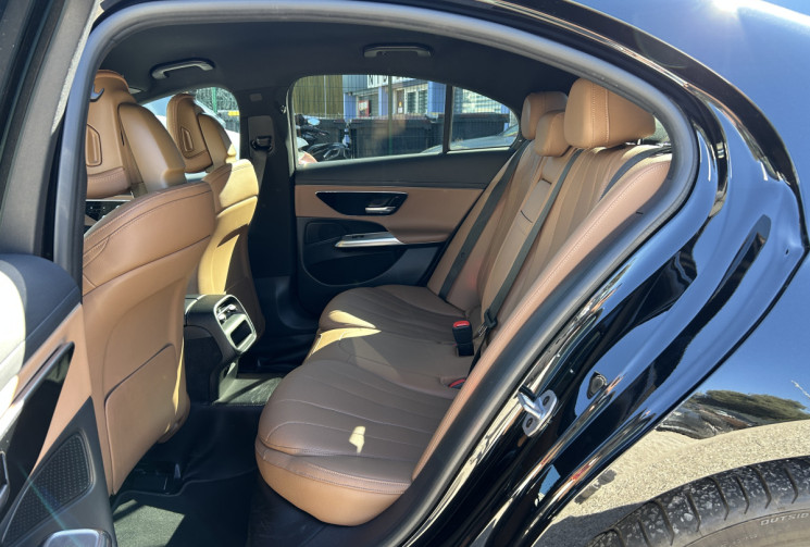 Mercedes CLASSE E VI 300 E AVANTGARDE LINE 313 Ch 9G-TRONIC * PPF * TVA RECUPERABLE * 