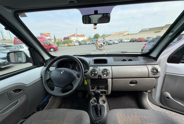 Renault Kangoo  Phase 2 1.6  95 LUXE PRIVILEGE / BOITE AUTOMATIQUE / GARANTIE 12 MOIS 