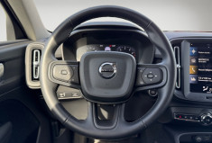 Volvo XC40 T2 129Ch Momentum Essentiel BVM6 / entretien constructeur / crochet d'attelage électrique