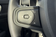 Volvo XC40 T2 129Ch Momentum Essentiel BVM6 / entretien constructeur / crochet d'attelage électrique