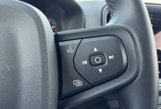 Volvo XC40 T2 129Ch Momentum Essentiel BVM6 / entretien constructeur / crochet d'attelage électrique