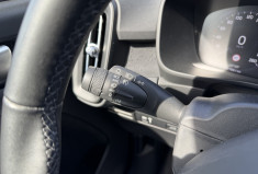 Volvo XC40 T2 129Ch Momentum Essentiel BVM6 / entretien constructeur / crochet d'attelage électrique