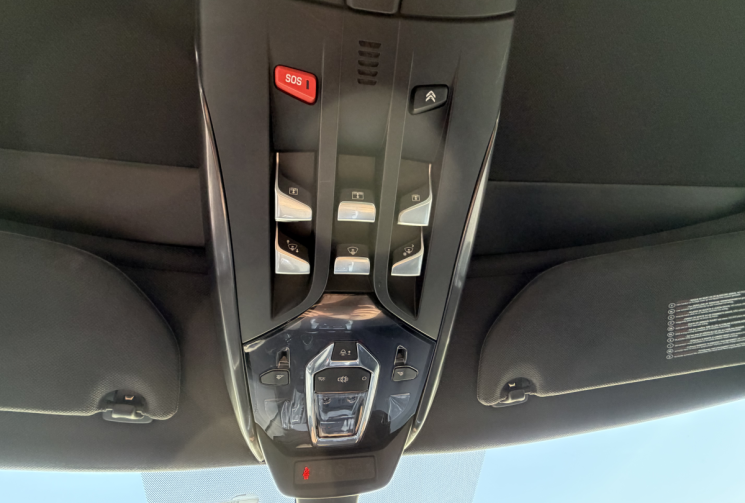 DS DS5 2.0 HDI S&S 200cv BOÎTE AUTO SPORT CHIC / Historique d'entretien/ tout options/rien a prevoir