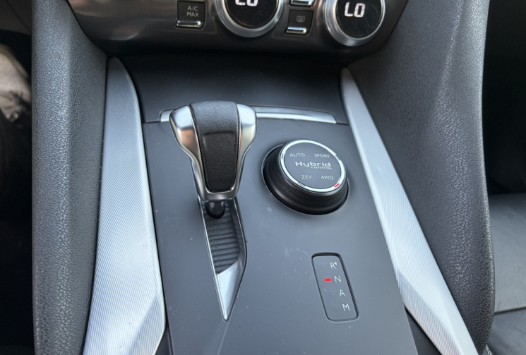 DS DS5 2.0 HDI S&S 200cv BOÎTE AUTO SPORT CHIC / Historique d'entretien/ tout options/rien a prevoir