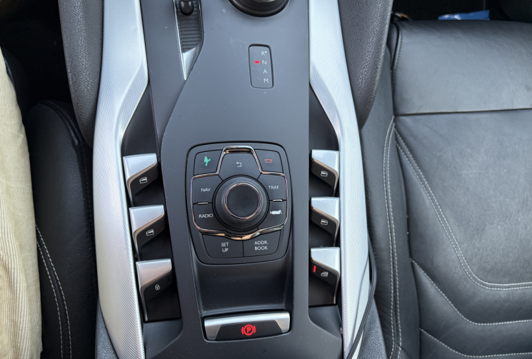 DS DS5 2.0 HDI S&S 200cv BOÎTE AUTO SPORT CHIC / Historique d'entretien/ tout options/rien a prevoir