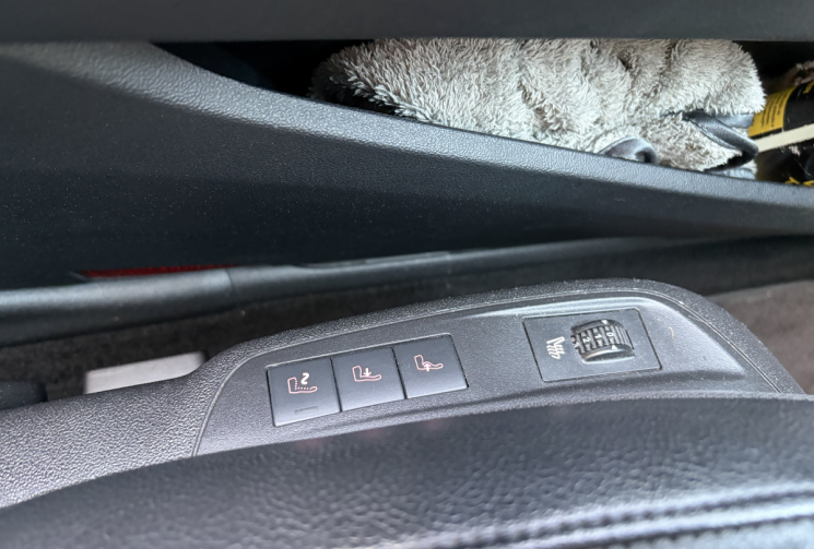 DS DS5 2.0 HDI S&S 200cv BOÎTE AUTO SPORT CHIC / Historique d'entretien/ tout options/rien a prevoir