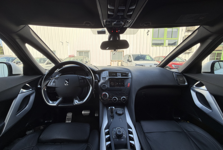 DS DS5 2.0 HDI S&S 200cv BOÎTE AUTO SPORT CHIC / Historique d'entretien/ tout options/rien a prevoir