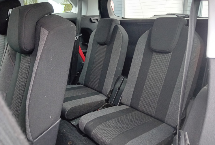 Peugeot 5008 1.5 BlueHDi EAT8 S&S 130 cv - Suivi Complet - 7 places - CarPlay