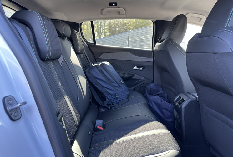 Peugeot 308 III 1.5 BlueHDi EAT8 S&S 130 CV ALLURE
