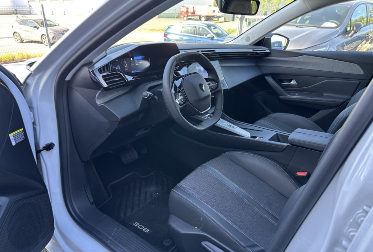 Peugeot 308 III 1.5 BlueHDi EAT8 S&S 130 CV ALLURE
