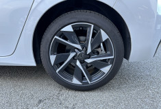 Peugeot 308 III 1.5 BlueHDi EAT8 S&S 130 CV ALLURE