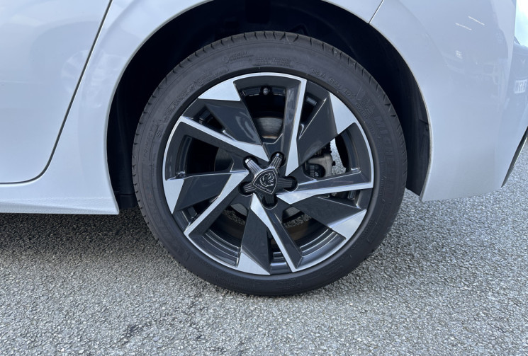 Peugeot 308 III 1.5 BlueHDi EAT8 S&S 130 CV ALLURE