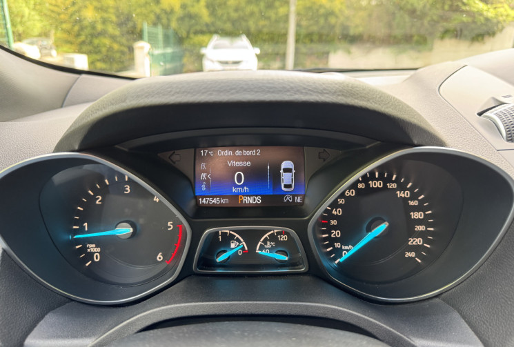 Ford Kuga 1.5 TDCi 120 ST Line 4x2 Powershift / Camera / Carplay / Entretien OK / Garantie 6mois