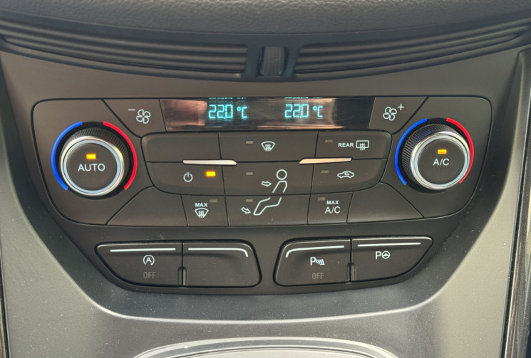 Ford Kuga 1.5 TDCi 120 ST Line 4x2 Powershift / Camera / Carplay / Entretien OK / Garantie 6mois