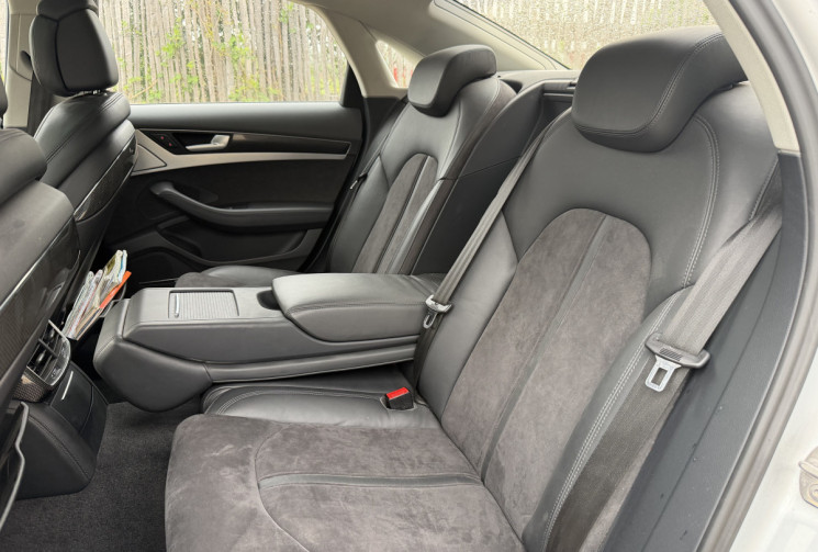 Audi S8 III 4.0 V8 TFSI 520ch QUATTRO TIPTRONIC - SUIVI AUDI