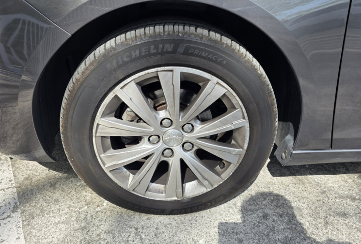 Peugeot 308 1.2  82 cv PACK STYLE / 1ere Main / 