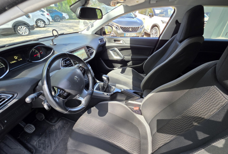 Peugeot 308 1.2  82 cv PACK STYLE / 1ere Main / 
