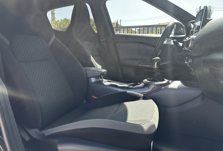 Nissan Juke II (F16) 1.0 DIG-T N-Connecta 