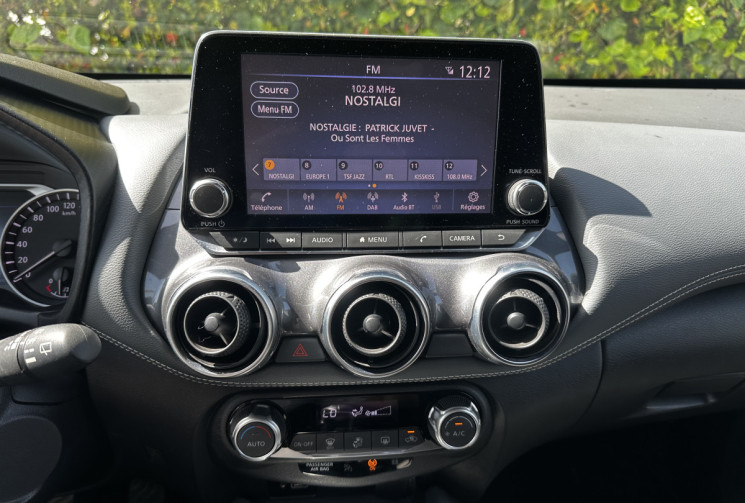 Nissan Juke II (F16) 1.0 DIG-T N-Connecta 