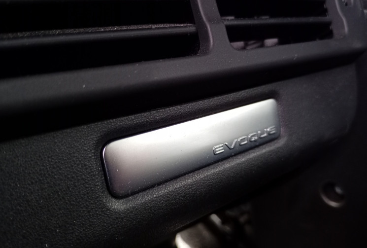 Land-Rover Range Rover Evoque 2.0 D 150ch R-Dynamic AWD BVA *CarPlay