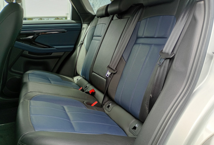 Land-Rover Range Rover Evoque 2.0 D 150ch R-Dynamic AWD BVA *CarPlay