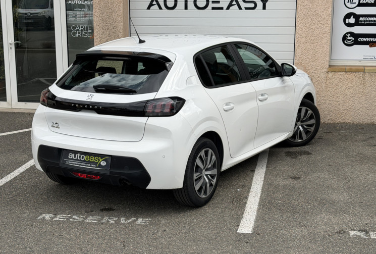 Peugeot 208 1.2 PureTech 100 ch S&S Active Business / Entretien Peugeot / Kit distrib fait fin 2025