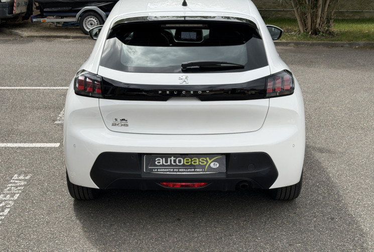 Peugeot 208 1.2 PureTech 100 ch S&S Active Business / Entretien Peugeot / Kit distrib fait fin 2025