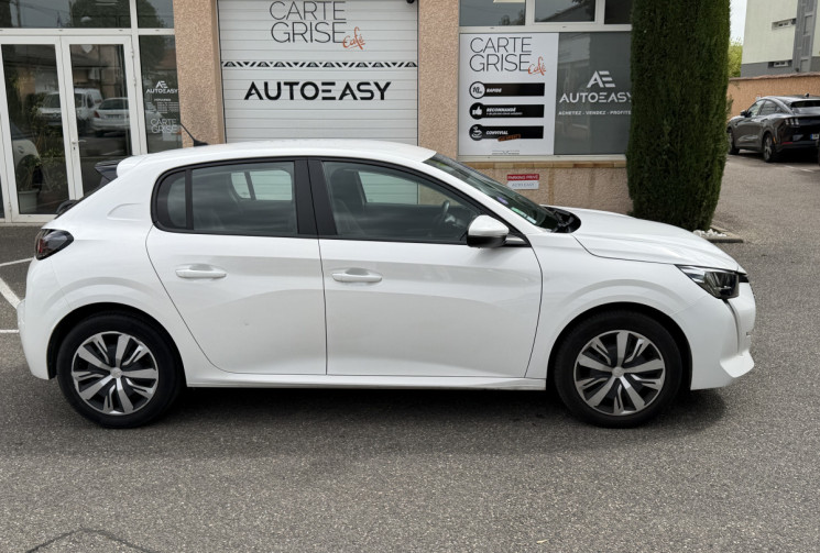 Peugeot 208 1.2 PureTech 100ch S&S Active Business / Entretien Peugeot / Kit distrib fait fin 2025
