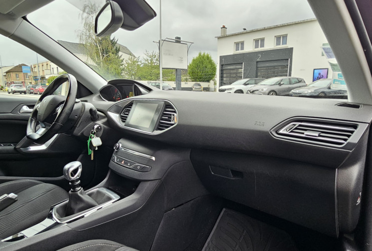 Peugeot 308 SW 1.6 BlueHDi 120 ch Active Business Moteur Fiable 