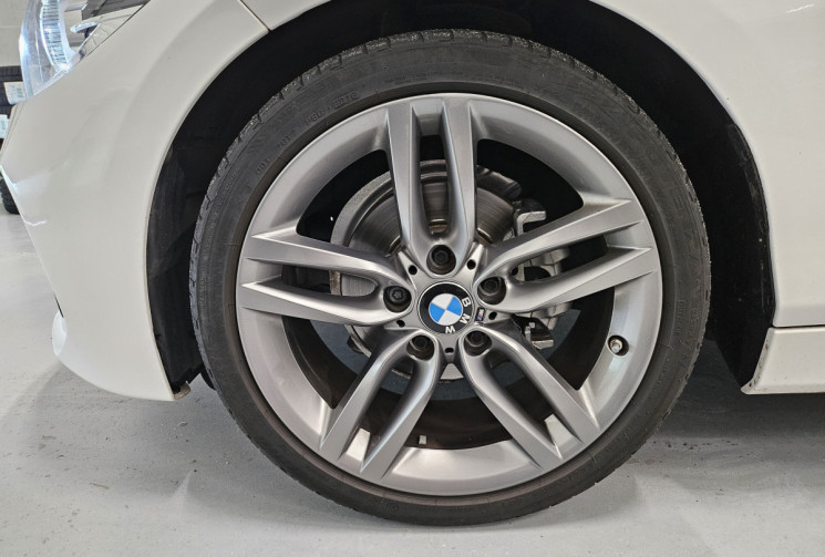 BMW Série 1 1116i pack M / cuir dakota / origine france