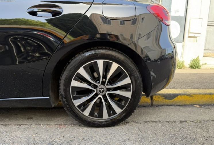 Mercedes Classe A 180 7G-DCT 136 cv progressive Line / Carplay / camera / 