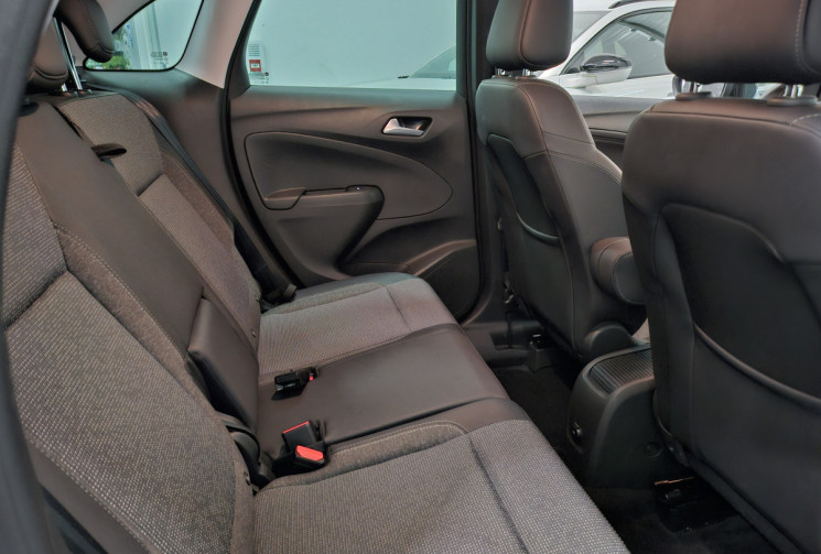 Opel Crossland 1.2 turbo 110 cv elegance + options